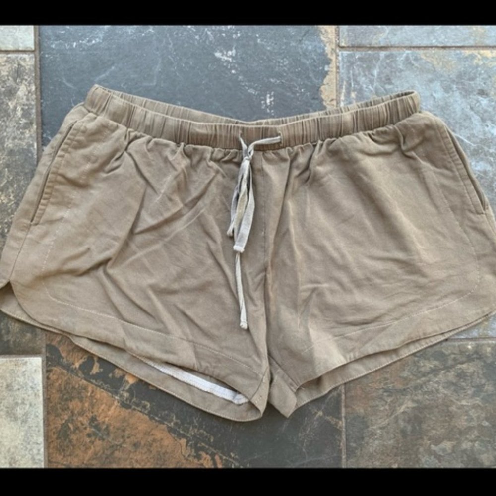Anna Grace Olive Green Cloth Shorts